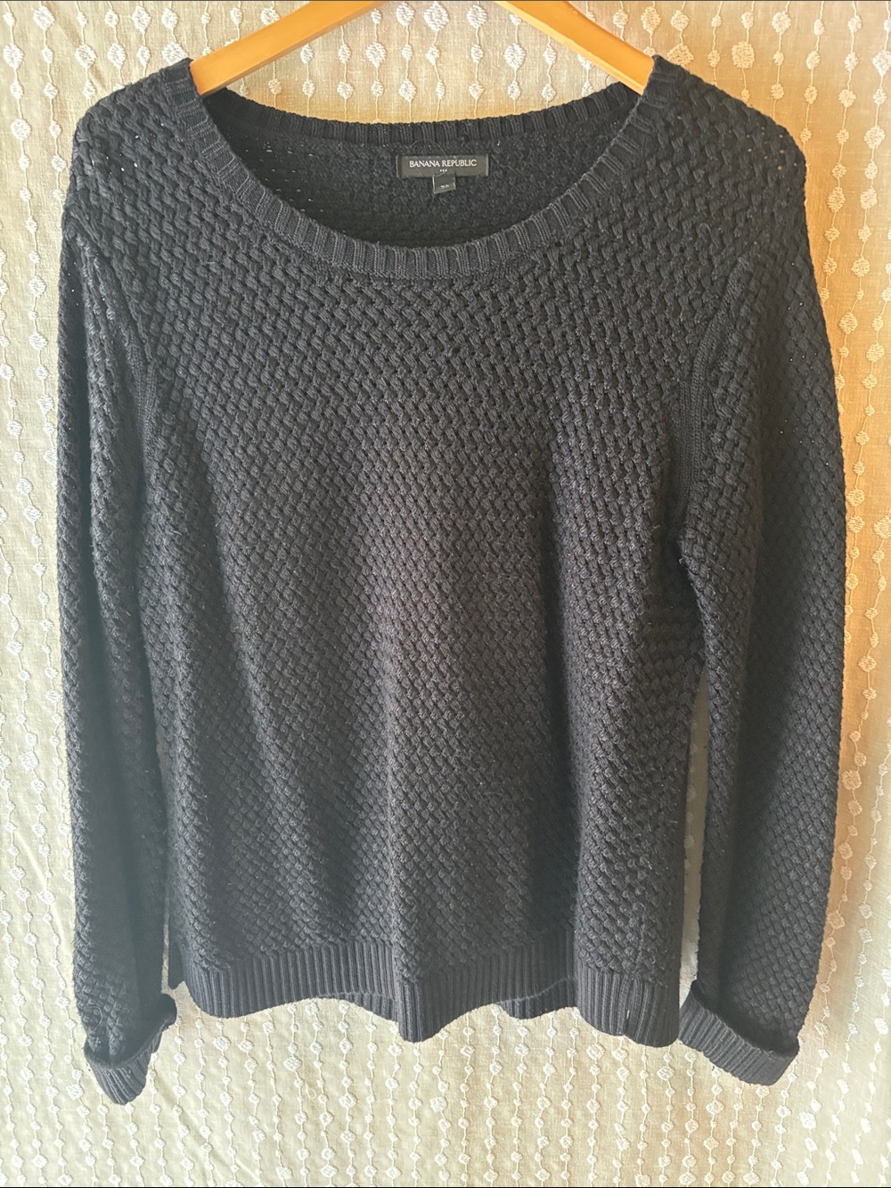 Banana Republic Black Textured Knit Crewneck Sweater